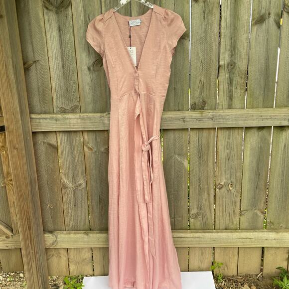 Resa Lindsay Wrap Dress Plunge V-Neck Wedding Bridesmaid Satin Pink Small NWT - Picture 2 of 13
